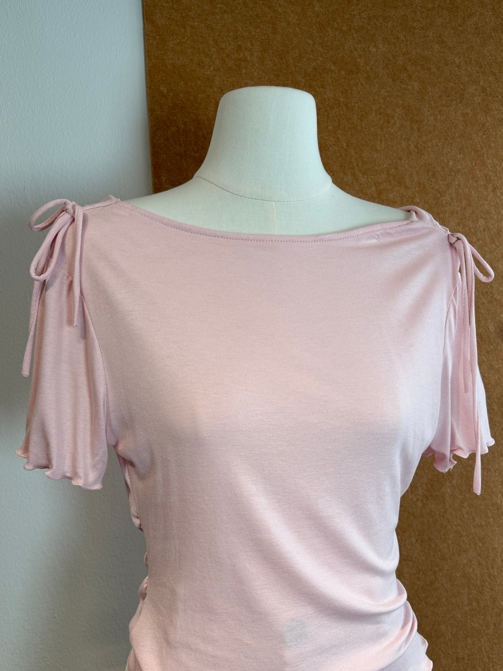 Open-Shoulder Tie Bow Ruched Jersey Top | Ari