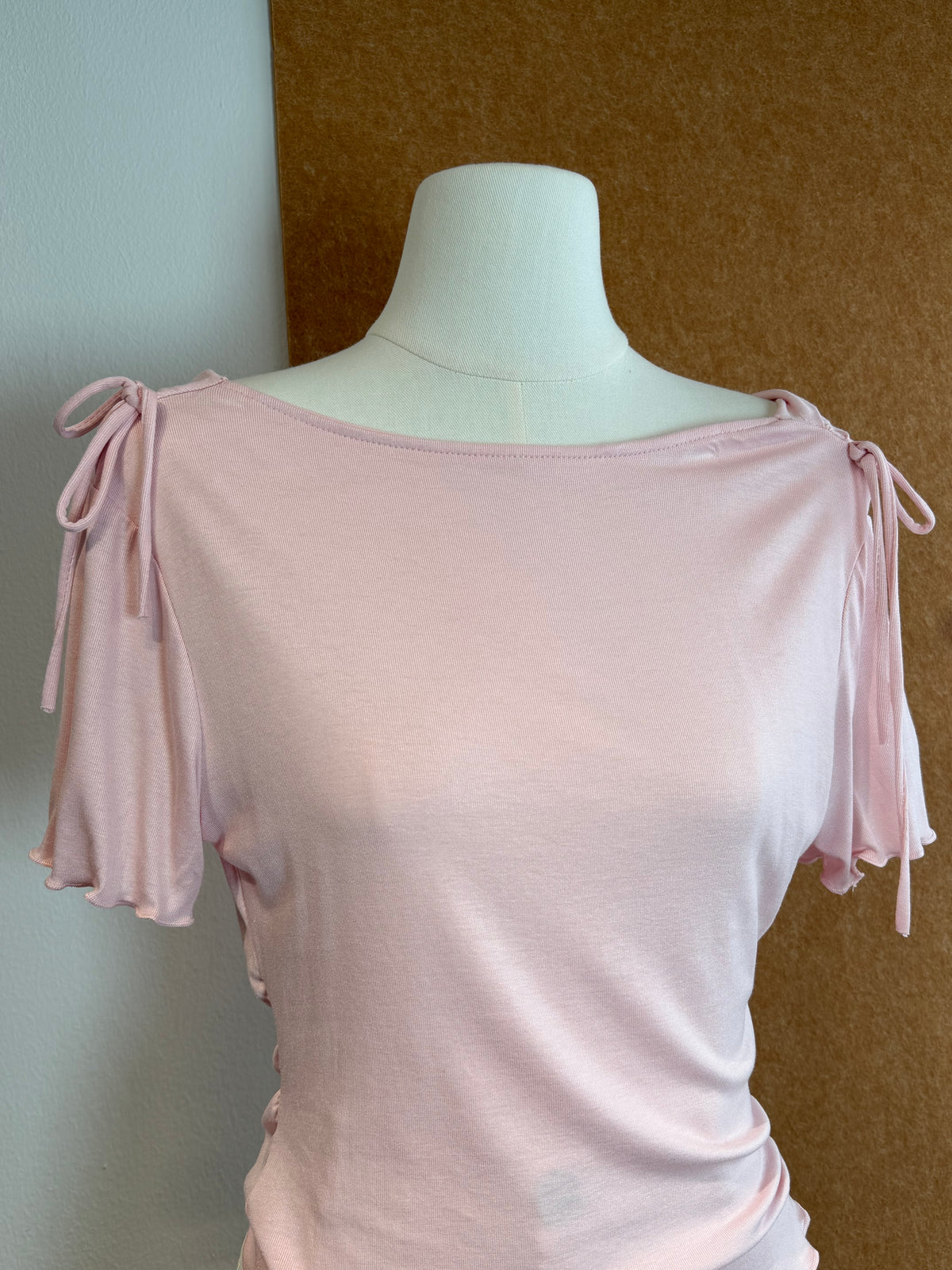 Open-Shoulder Tie Bow Ruched Jersey Top | Ari