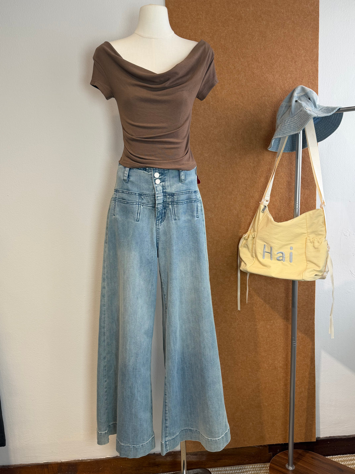 Double-Button Wide-Leg Jeans | Echo Bottom