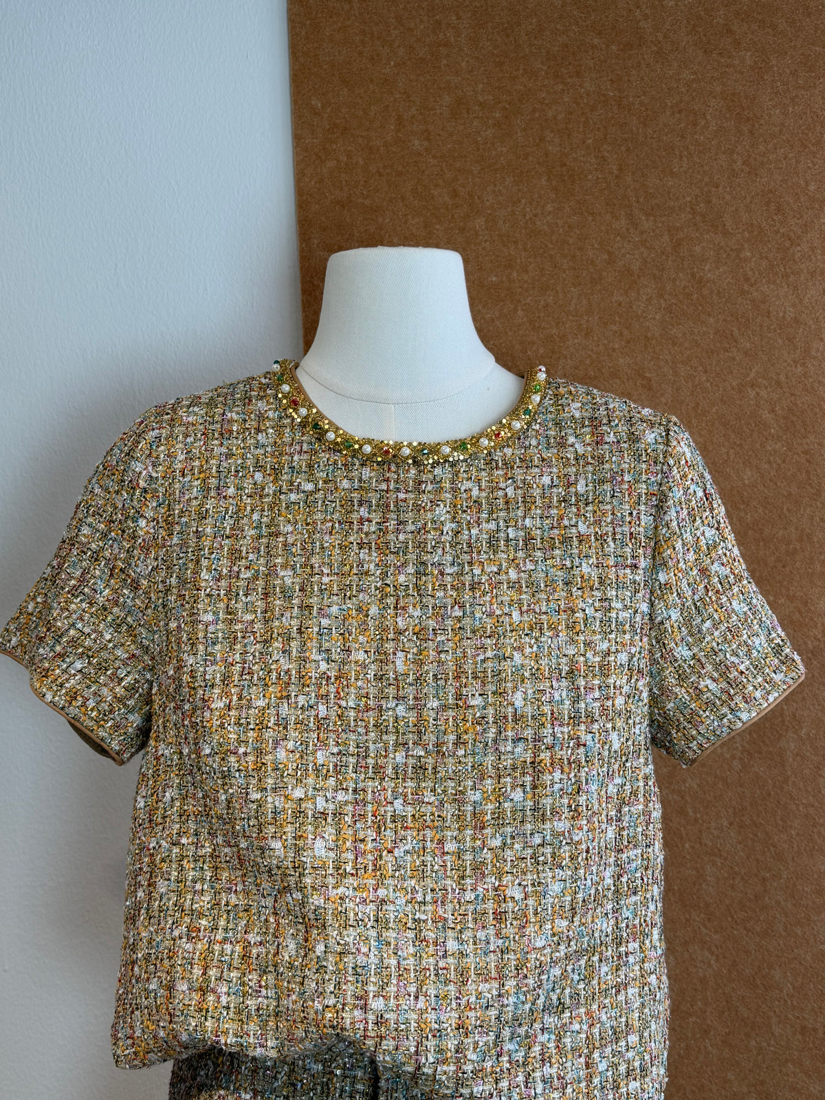 Jewel-Neck Gold Tweed Short-Sleeve Top | Robin