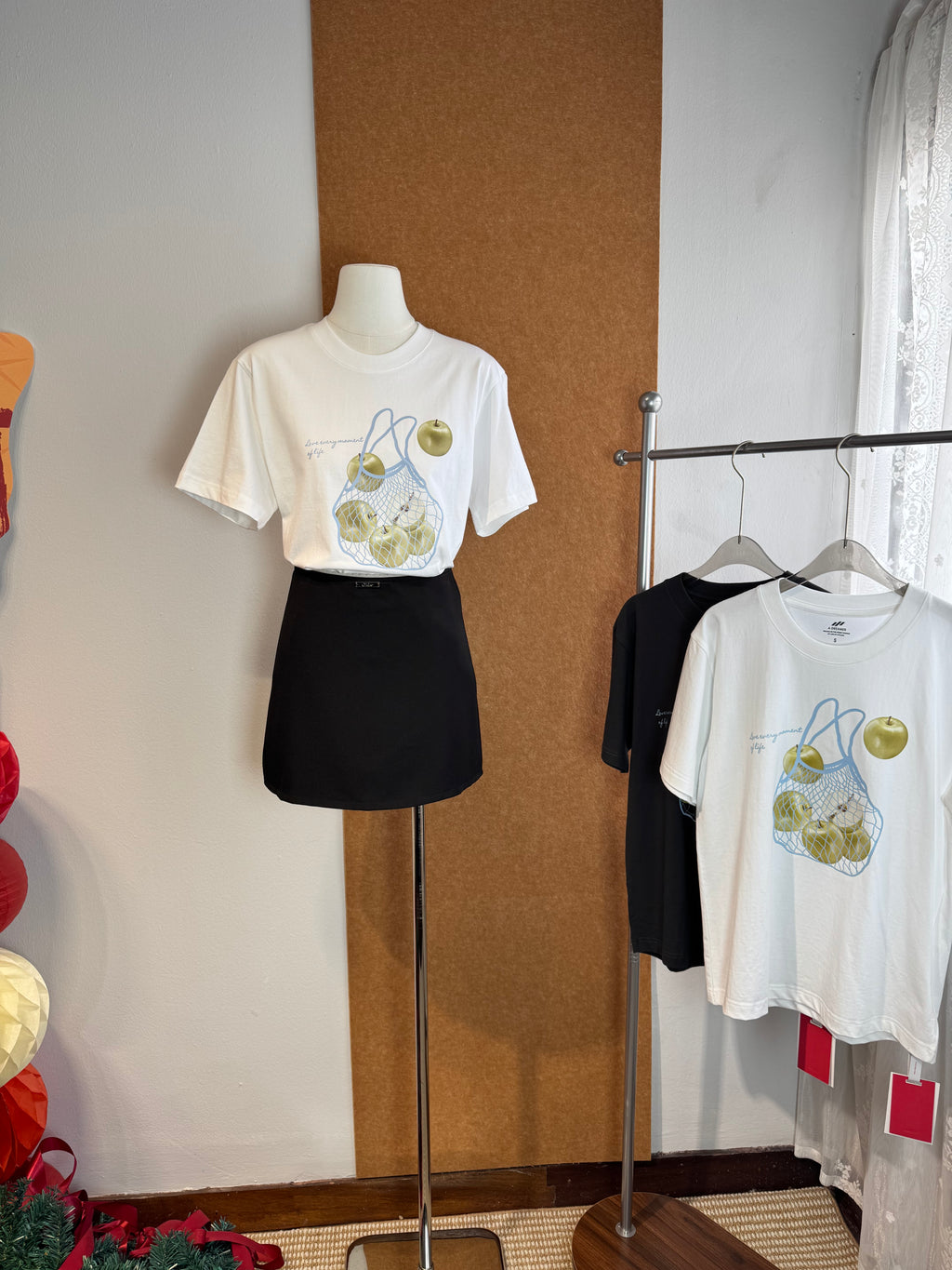 Apple Print Tee | Xena Top