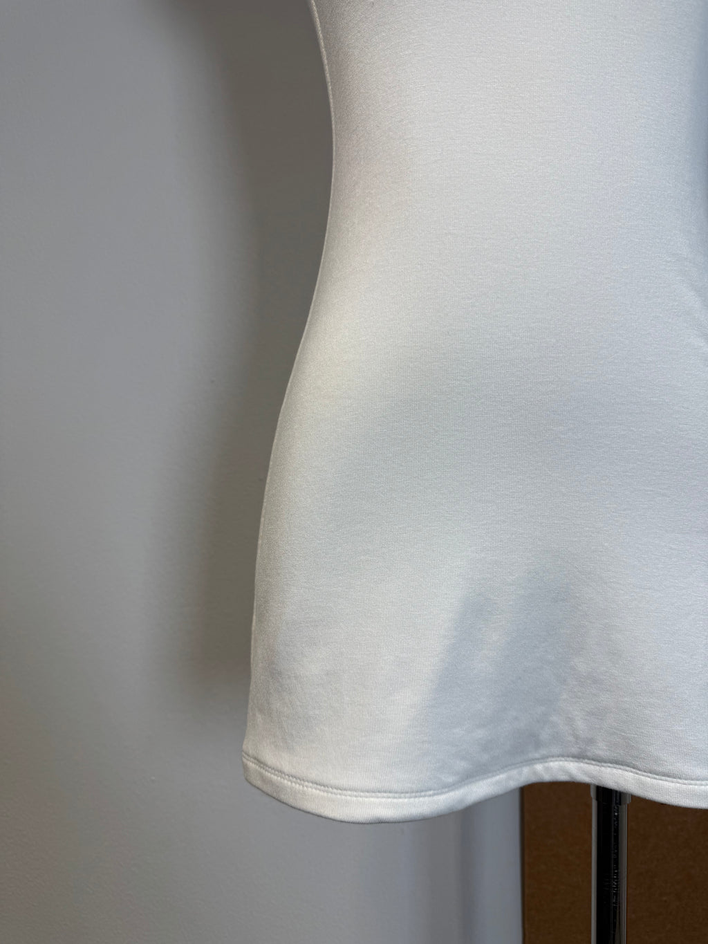 Bow Embroidered Ribbed Cami | Kassia