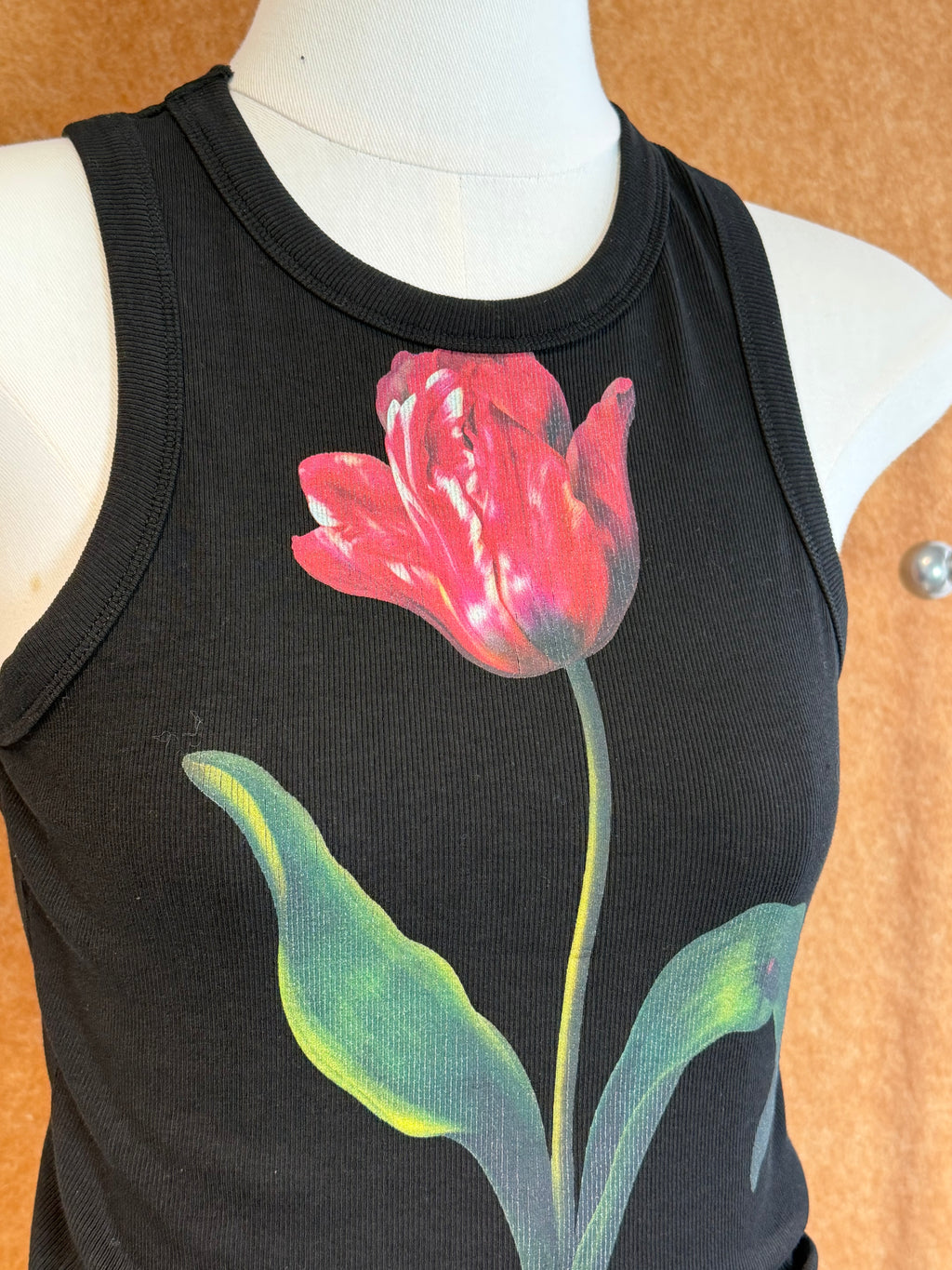Ribbed Racerback Crop Tank Top with Tulip Botanical Print | Connie