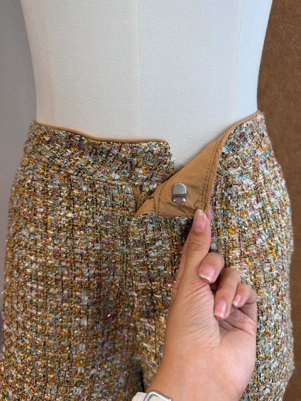 High-Waist Gold Tweed Shorts | Robin