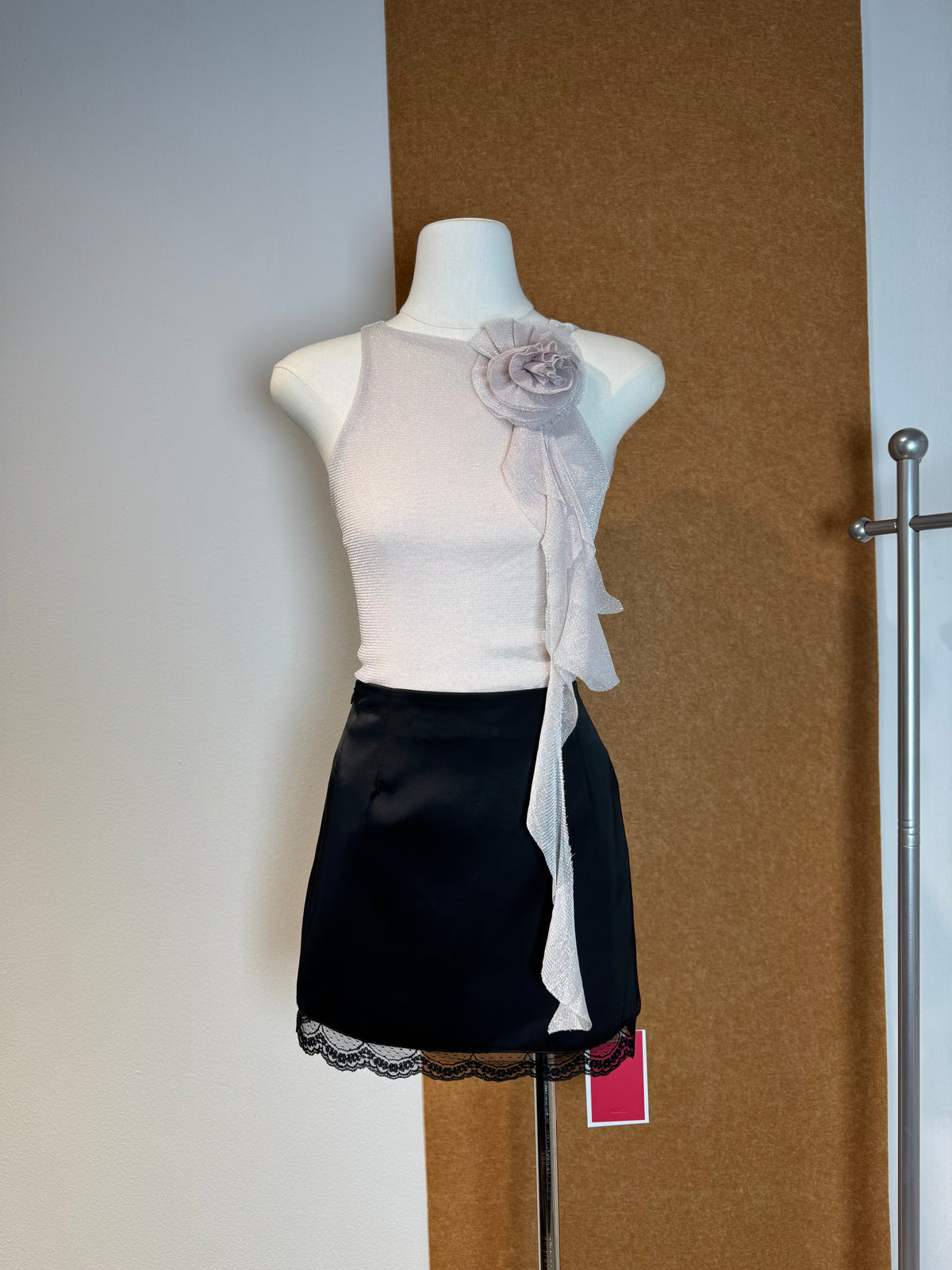 Lace Hem Satin Mini Skirt | Zinnia