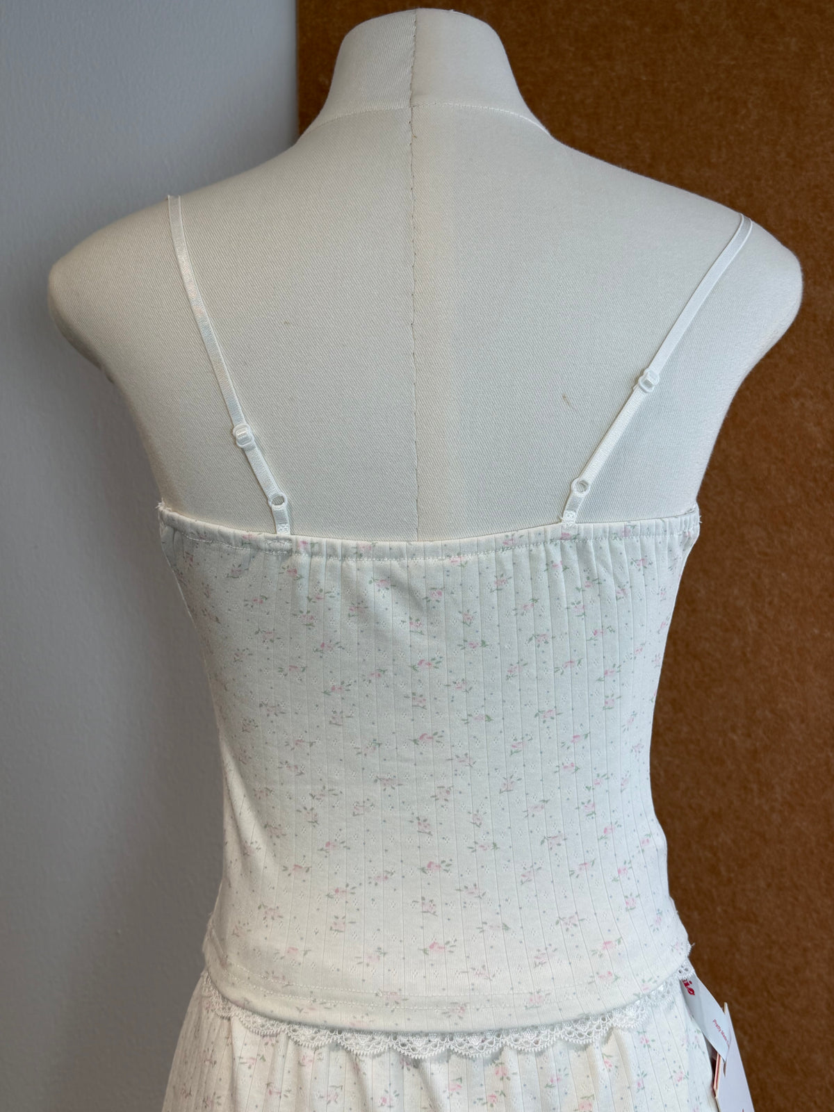 Sweetheart Lace-Trim Spaghetti-Strap Crop Top | Cyra