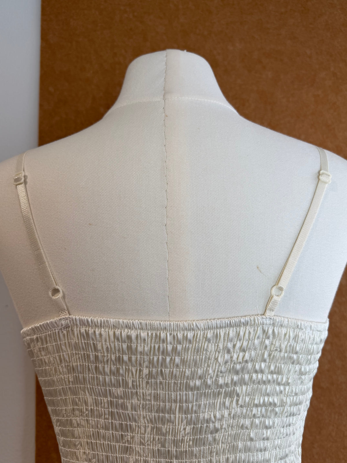 Bamboo Jacquard Satin Cami Crop Top with Built-In Cups | Bina