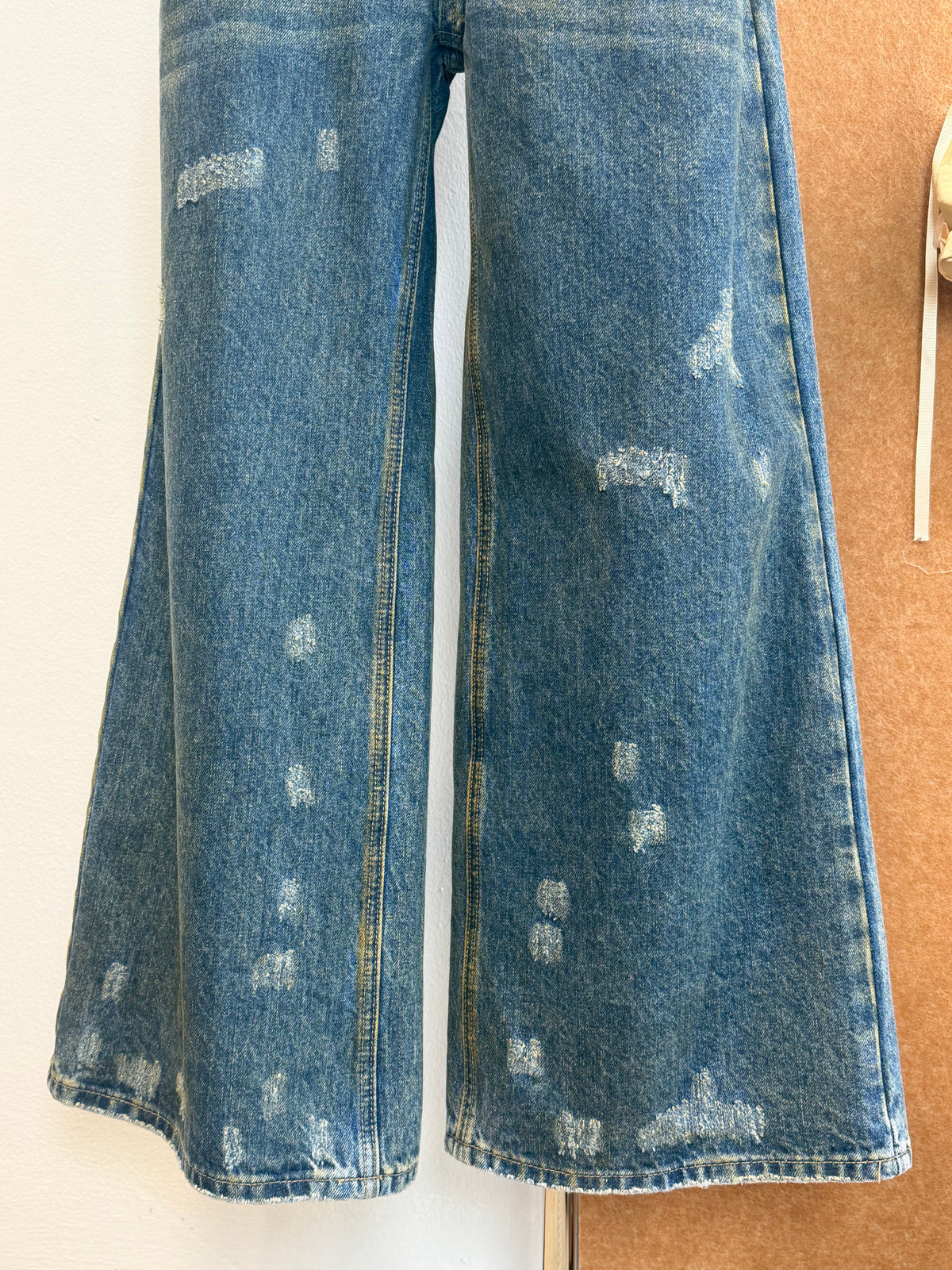 Distressed Wide-Leg Jeans | Lyra Bottom