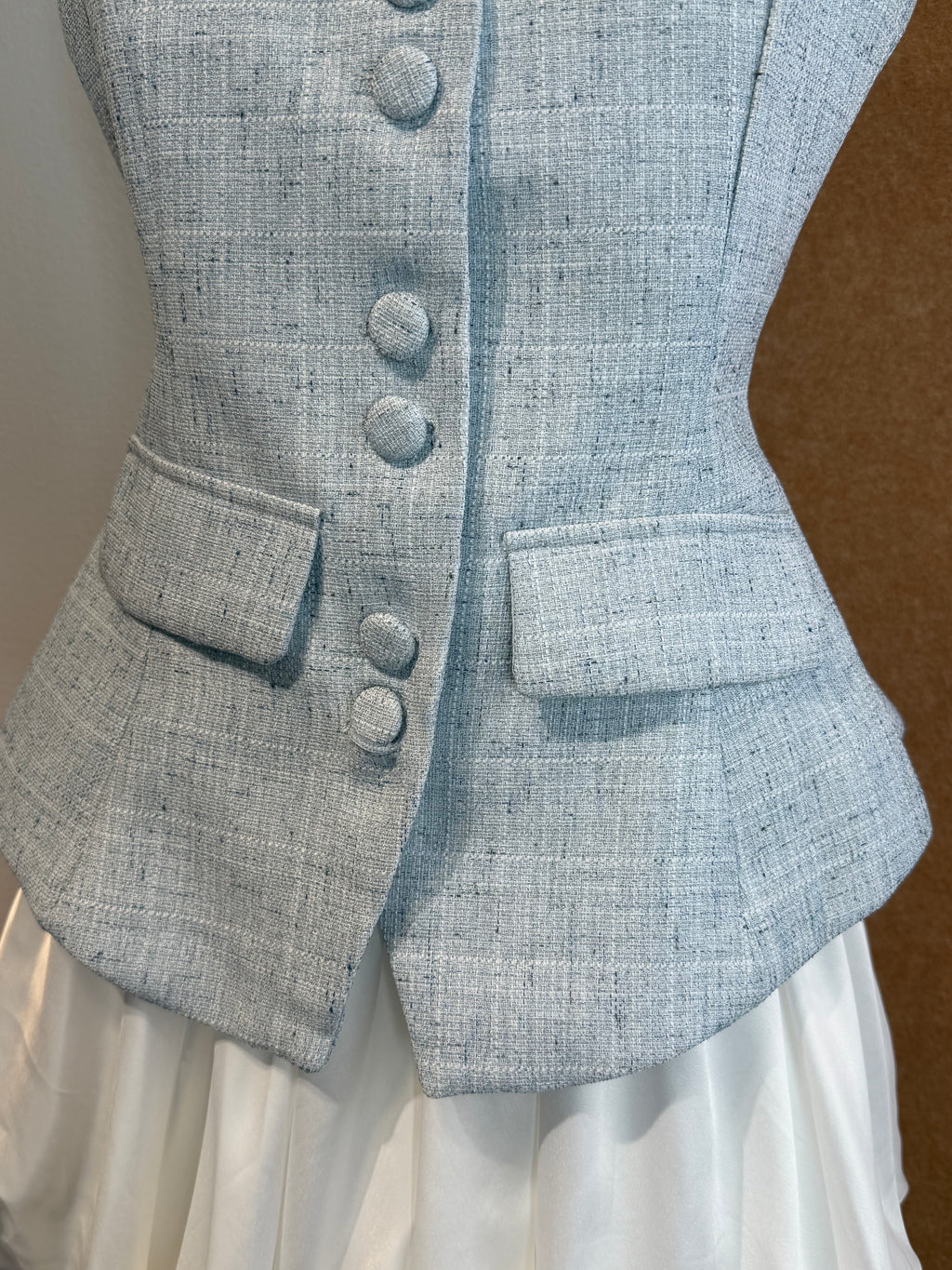 Little Fragrance Camellia Boucle Tweed Waistcoat | Venus