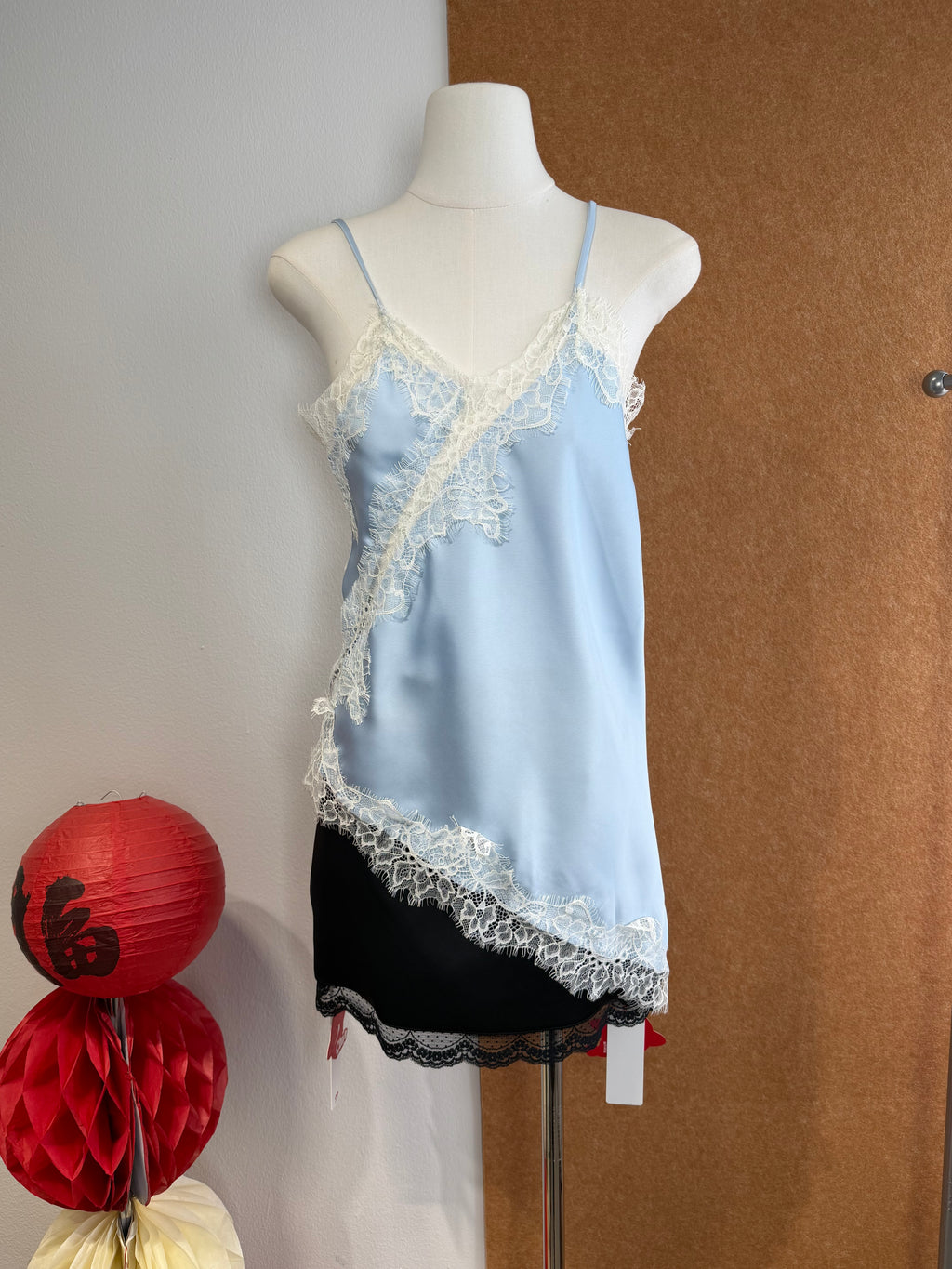 Eyelash Lace Trim Satin Cami Top | Ami