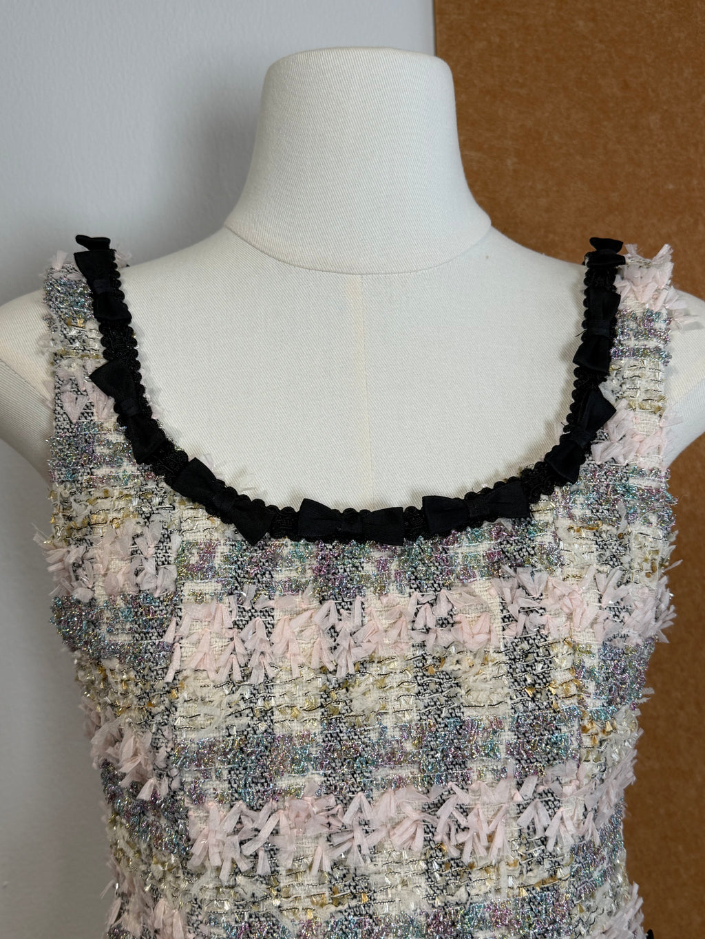 Little Fragrance Shimmer Plaid Boucle Tweed Crop Top | Ruby