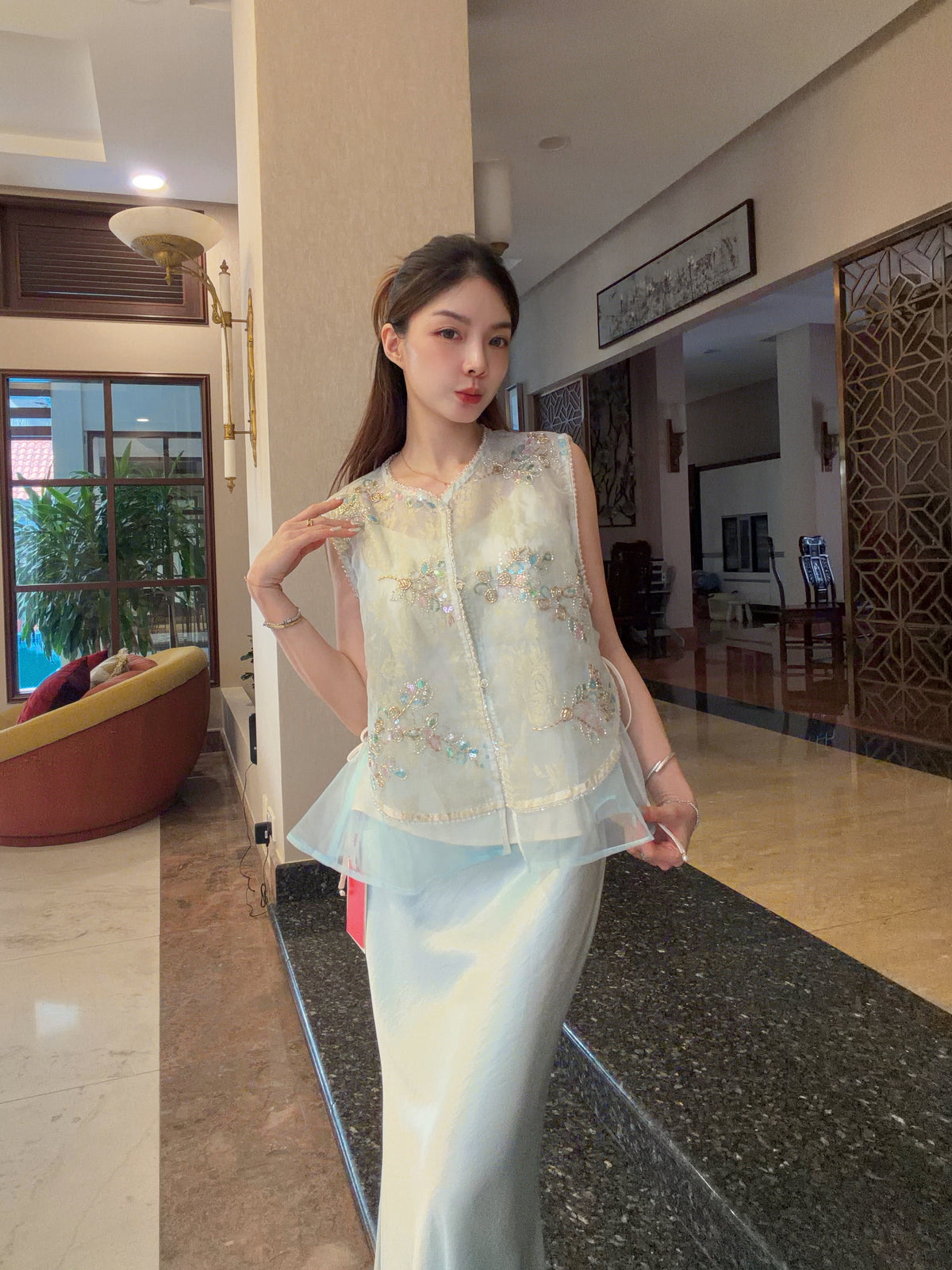 Butterfly Sequin Bead Embroidered Metallic Jacquard Organza Vest | Axel