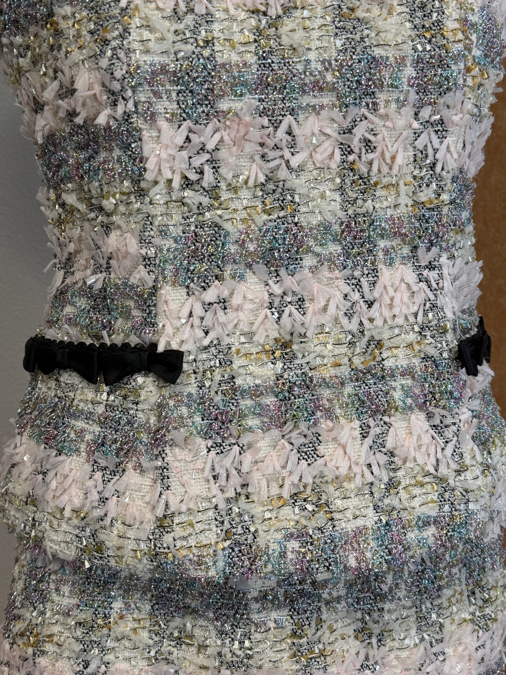 Little Fragrance Shimmer Plaid Boucle Tweed Crop Top | Ruby