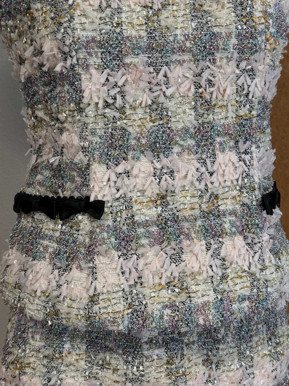 Little Fragrance Shimmer Plaid Boucle Tweed Crop Top | Ruby