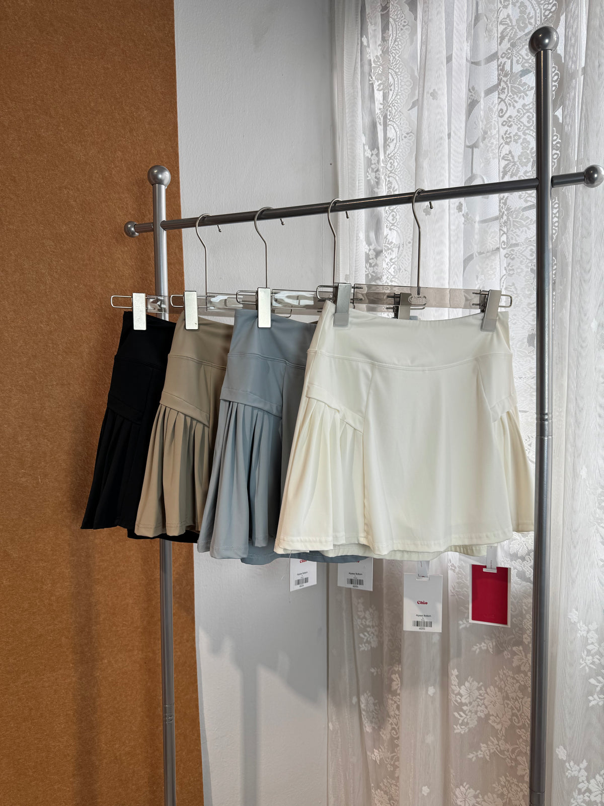 Pleated Tennis Skort with Pockets | Alyssa