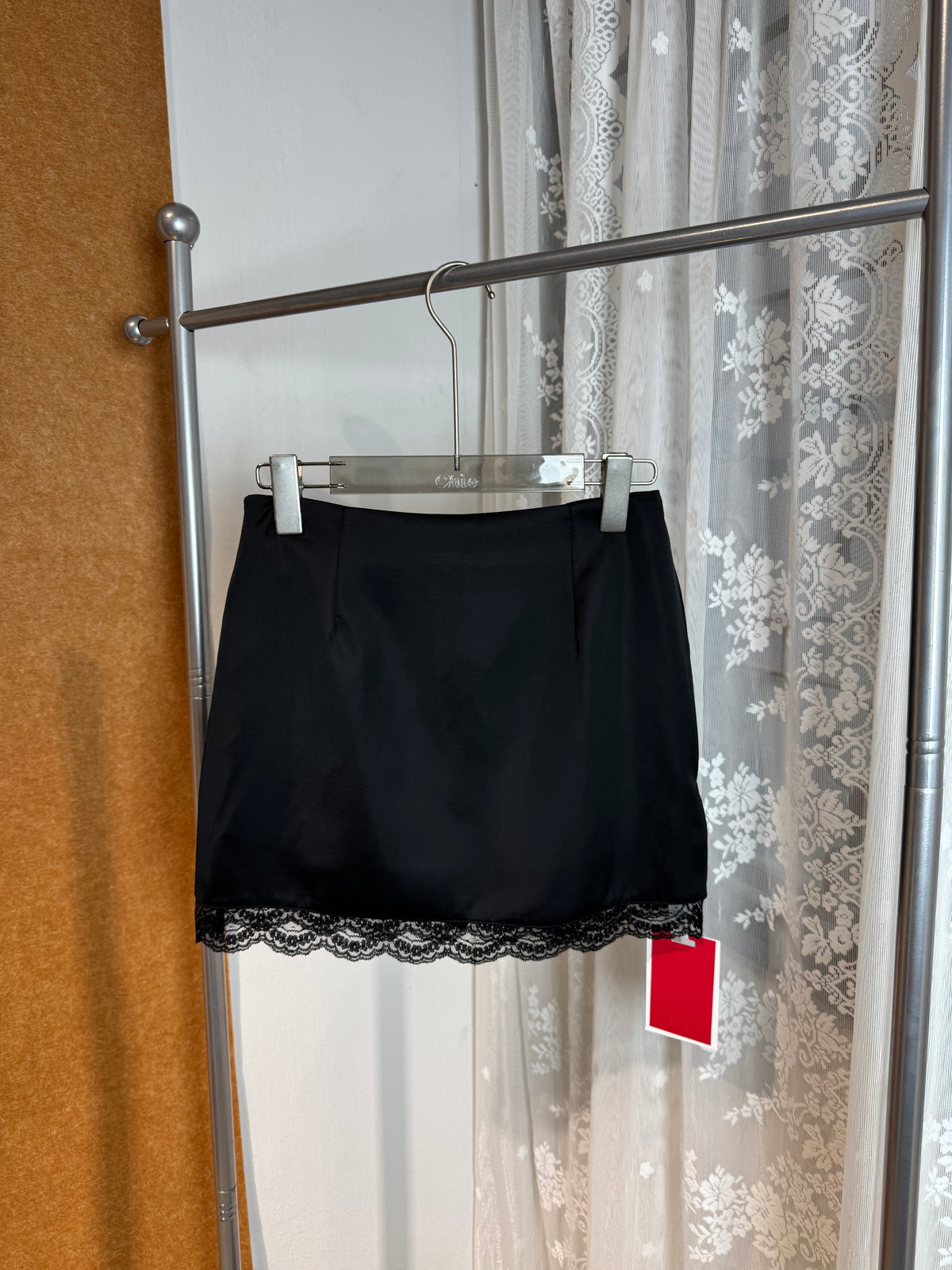 Lace Hem Satin Mini Skirt | Zinnia