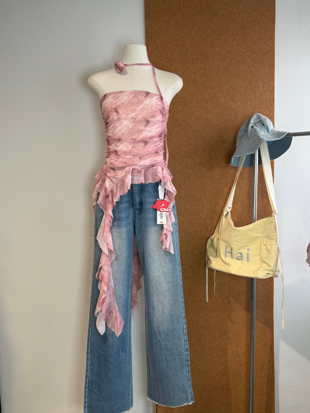 Light-Wash Wide-Leg Jeans | Cookie Bottom