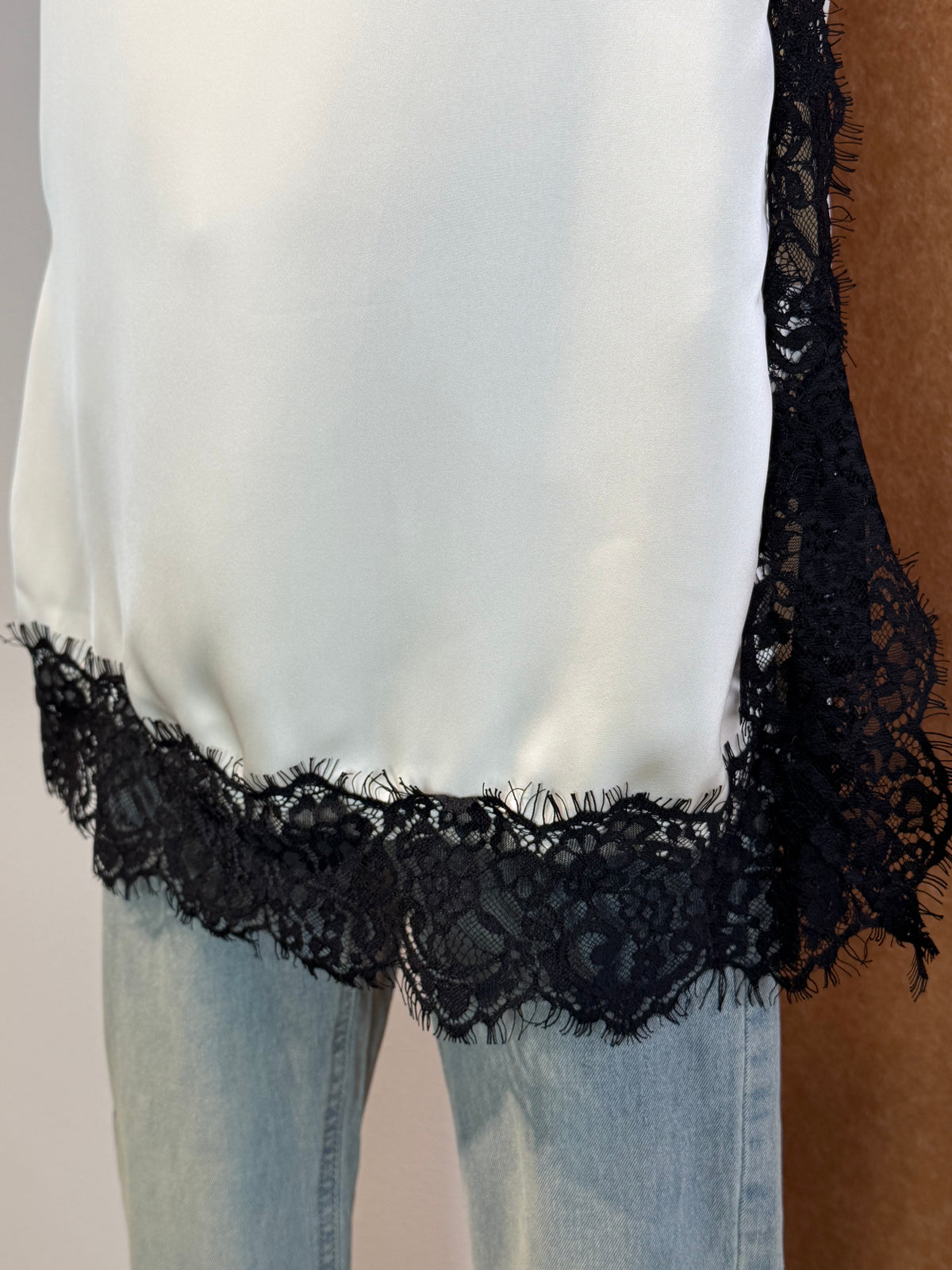 Eyelash Lace Trim Satin Cami | Anwen