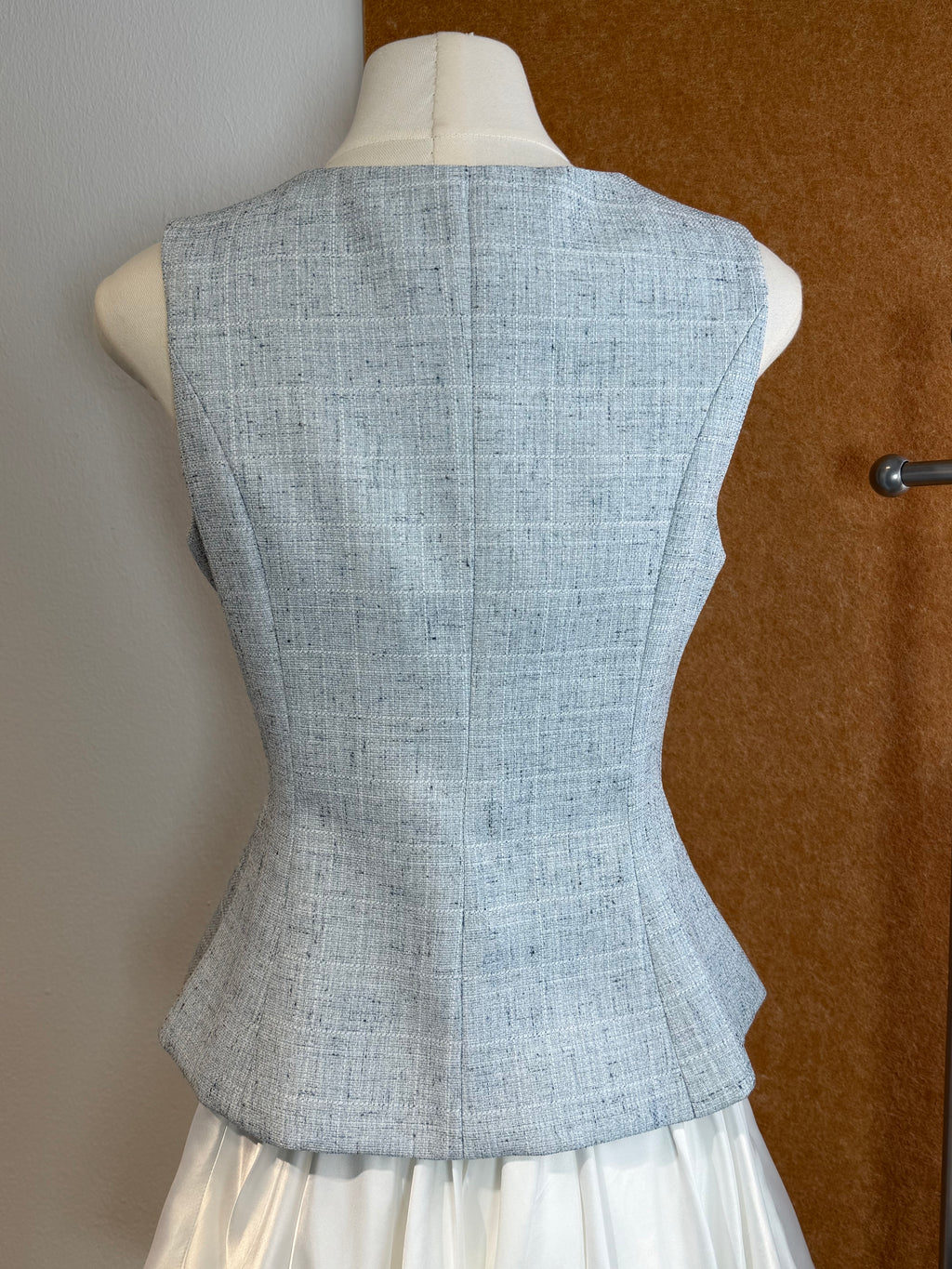 Little Fragrance Camellia Boucle Tweed Waistcoat | Venus