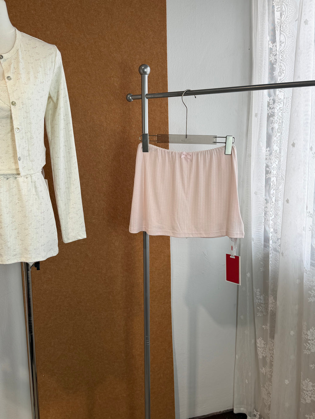 Lace-Trim Bow-Waist Gathered Knit Mini Skirt | Yara