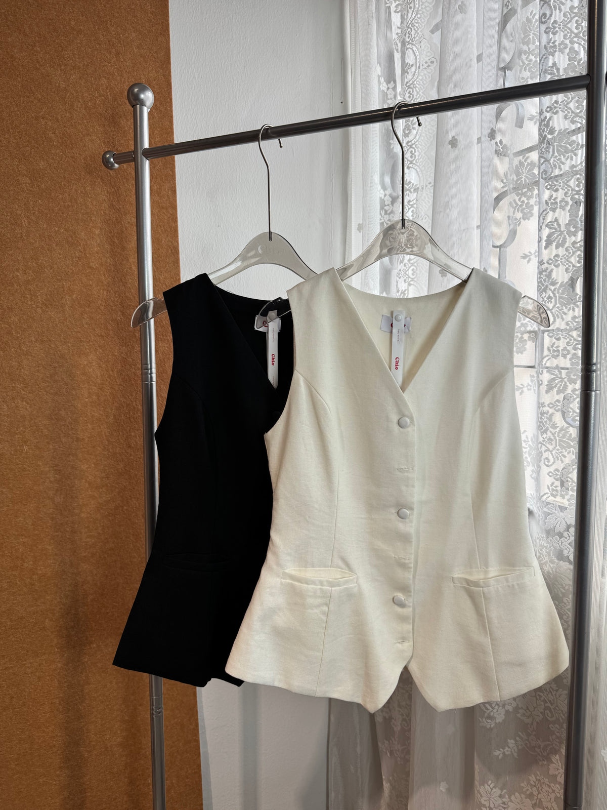 V-Neck Pointed-Hem Tailored Suit Vest | Kamea