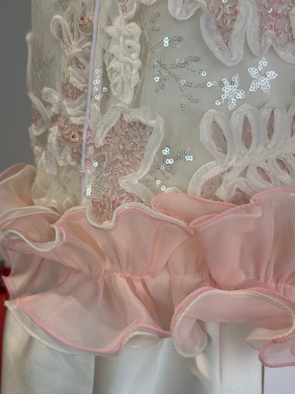 3D Floral Appliqué Sequin Ruffle Peplum Sleeveless Top | Aris