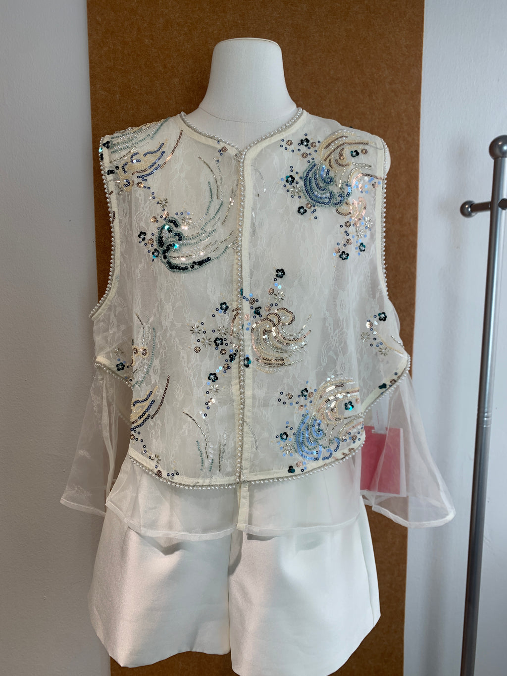 Pearl Trim Sequin Wave Embroidered Lace Vest | Adele