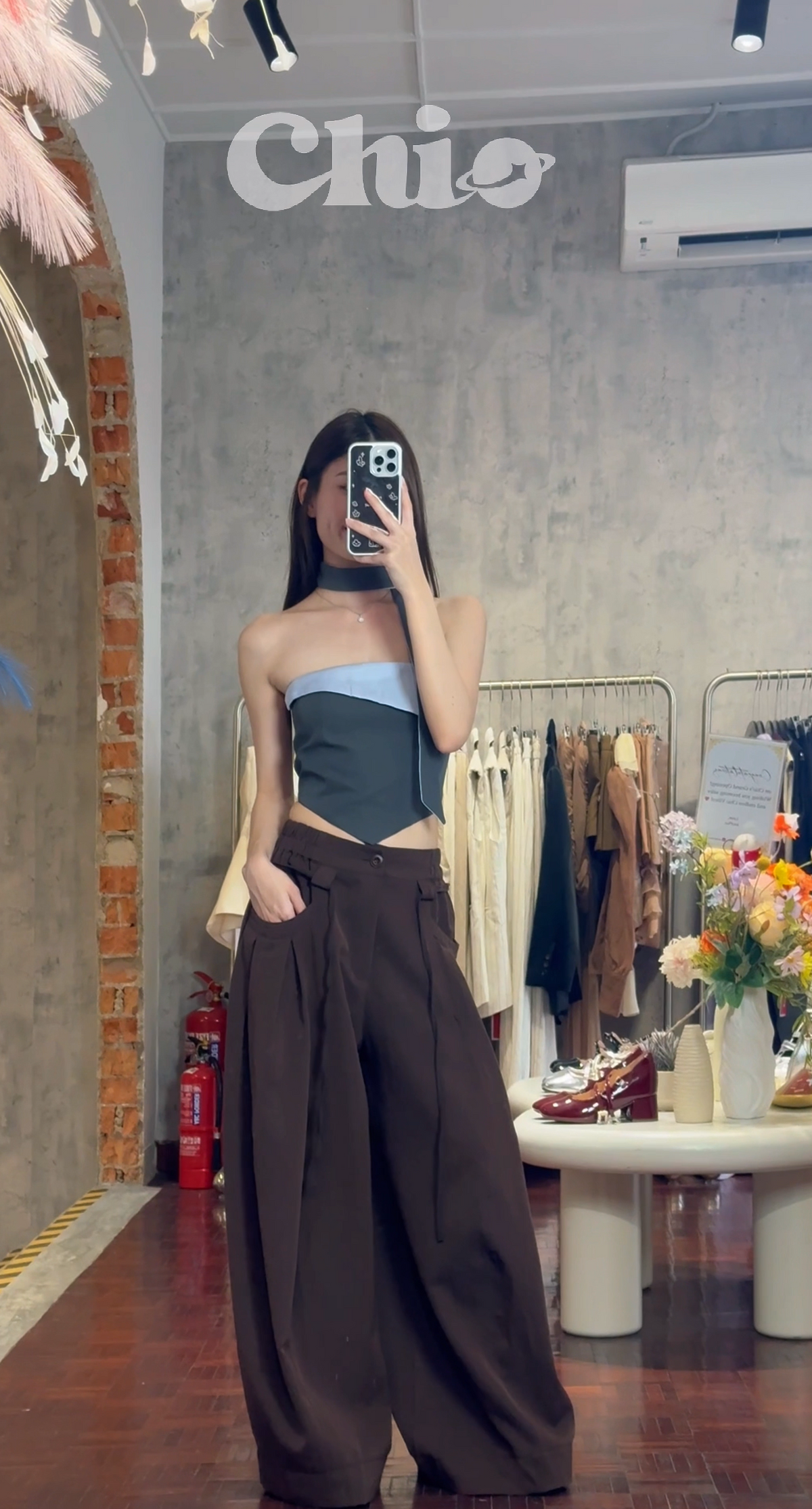 Wide-Leg Tailored Trousers | Demi
