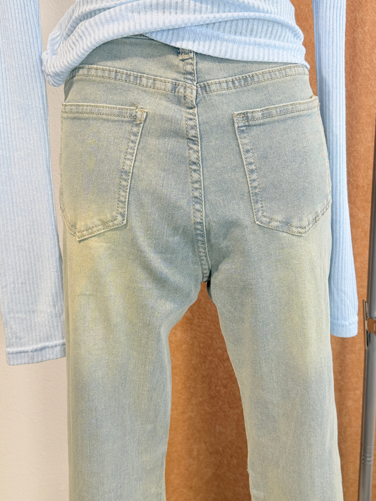 Vintage Wash Flare Jeans | Vion