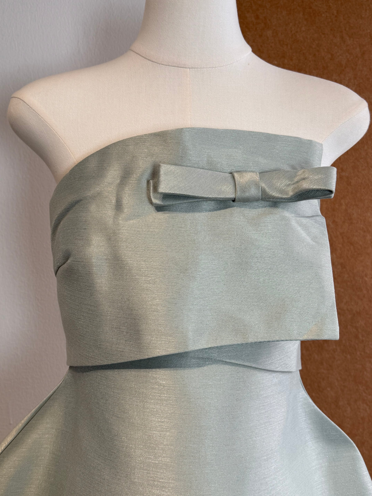 Structured Bow Bubble-Skirt Strapless Mini Dress | Zina