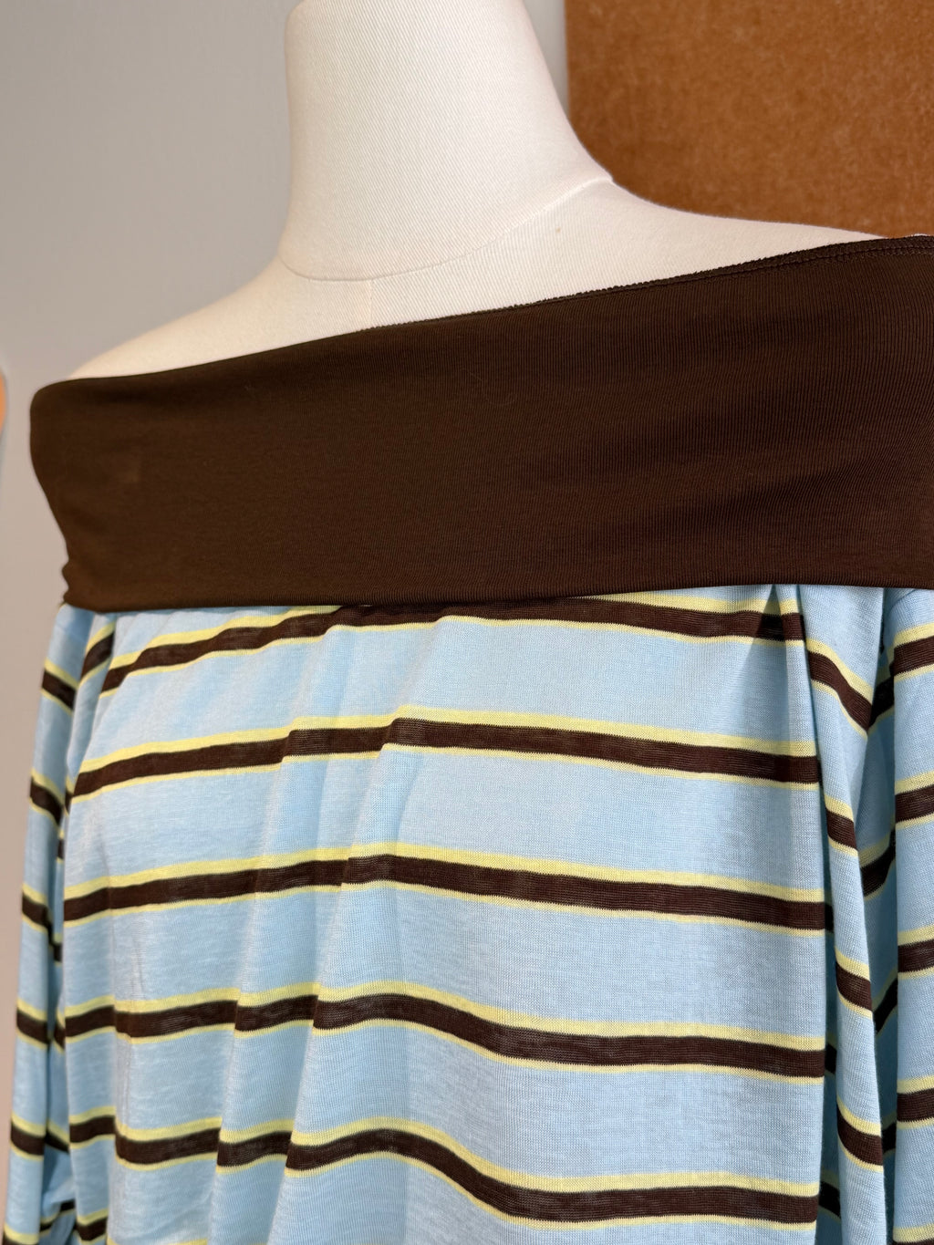 Contrast Band Off-Shoulder Stripe Top | Margot