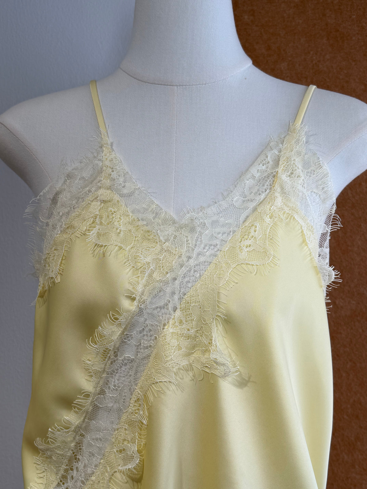 Eyelash Lace Trim Satin Cami Top | Ami