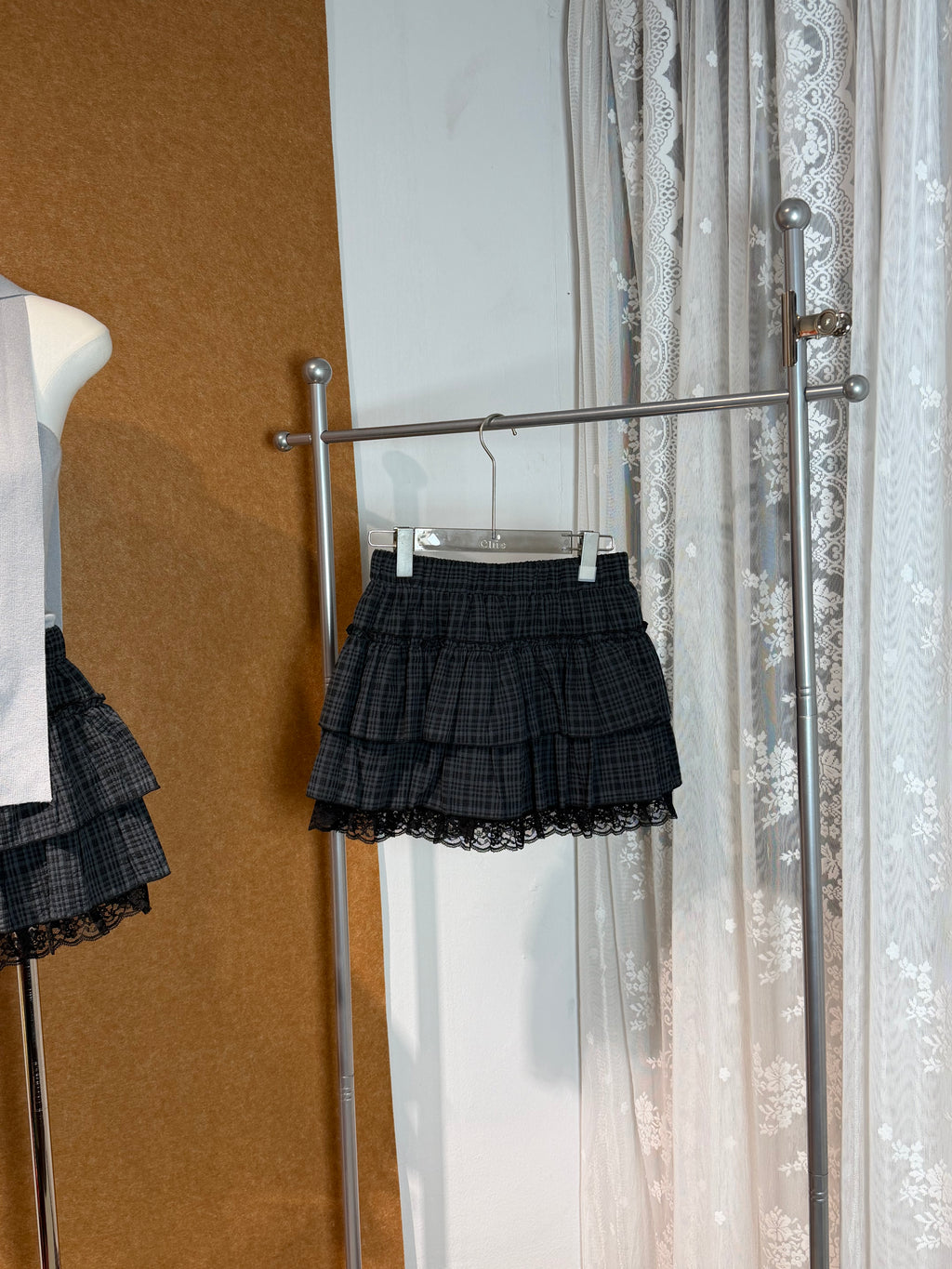 High-Waist Three-Tier Plaid Ruffle Mini Skirt with Lace Hem | Hannah