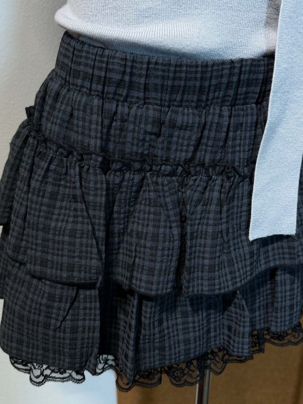 High-Waist Three-Tier Plaid Ruffle Mini Skirt with Lace Hem | Hannah