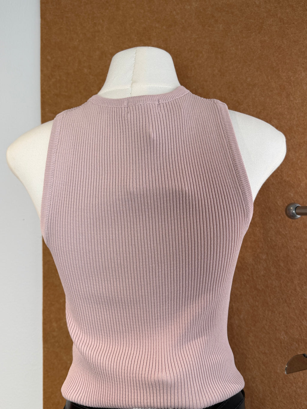Orb-Clasp Halter Ribbed Knit Top | Mira