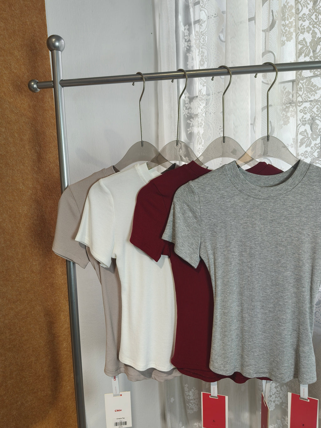Mini Mock-Neck Ribbed Crop Tee | Omena