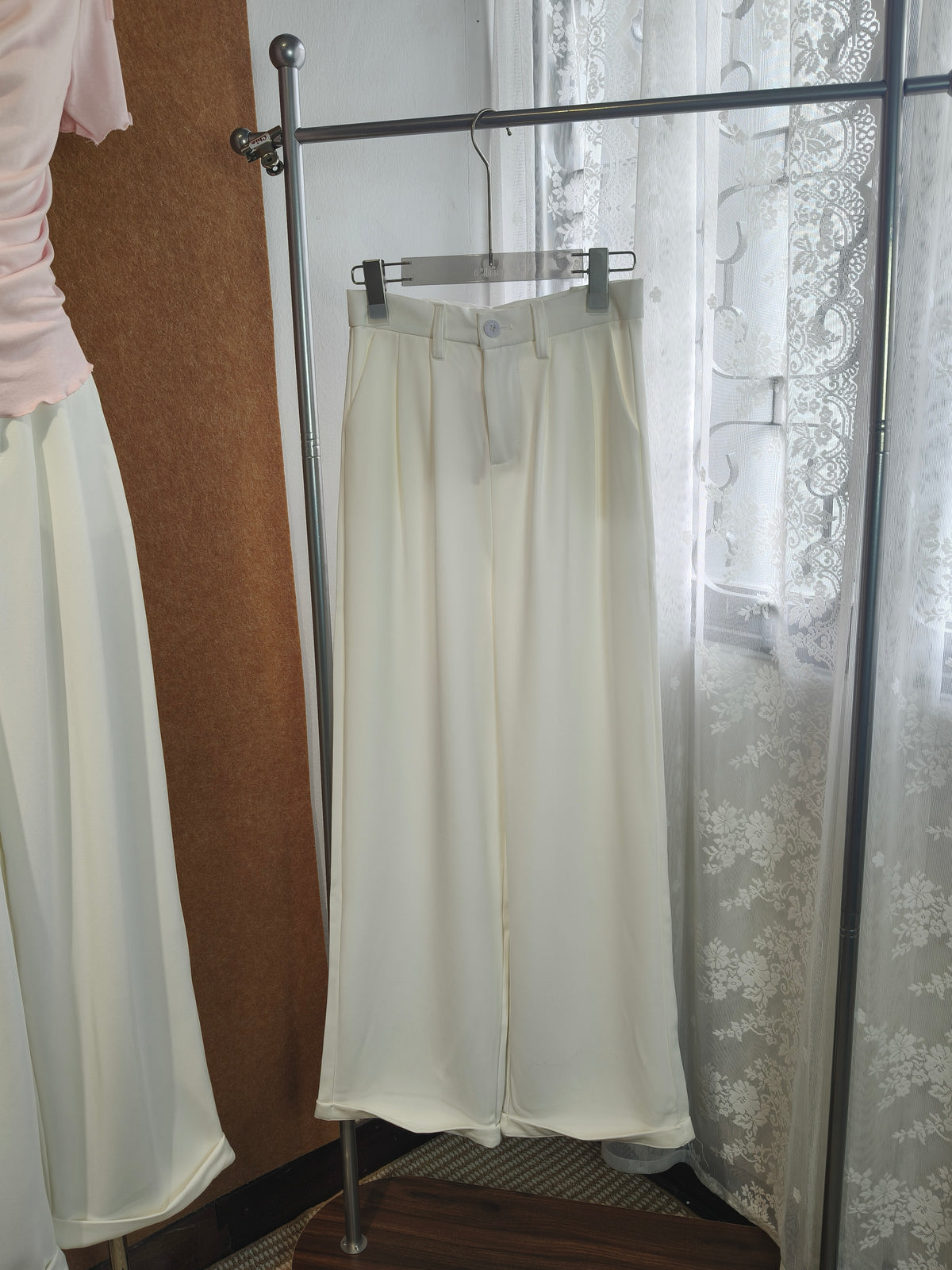 High-Waist Fluid Wide-Leg Suiting Trousers | Nova