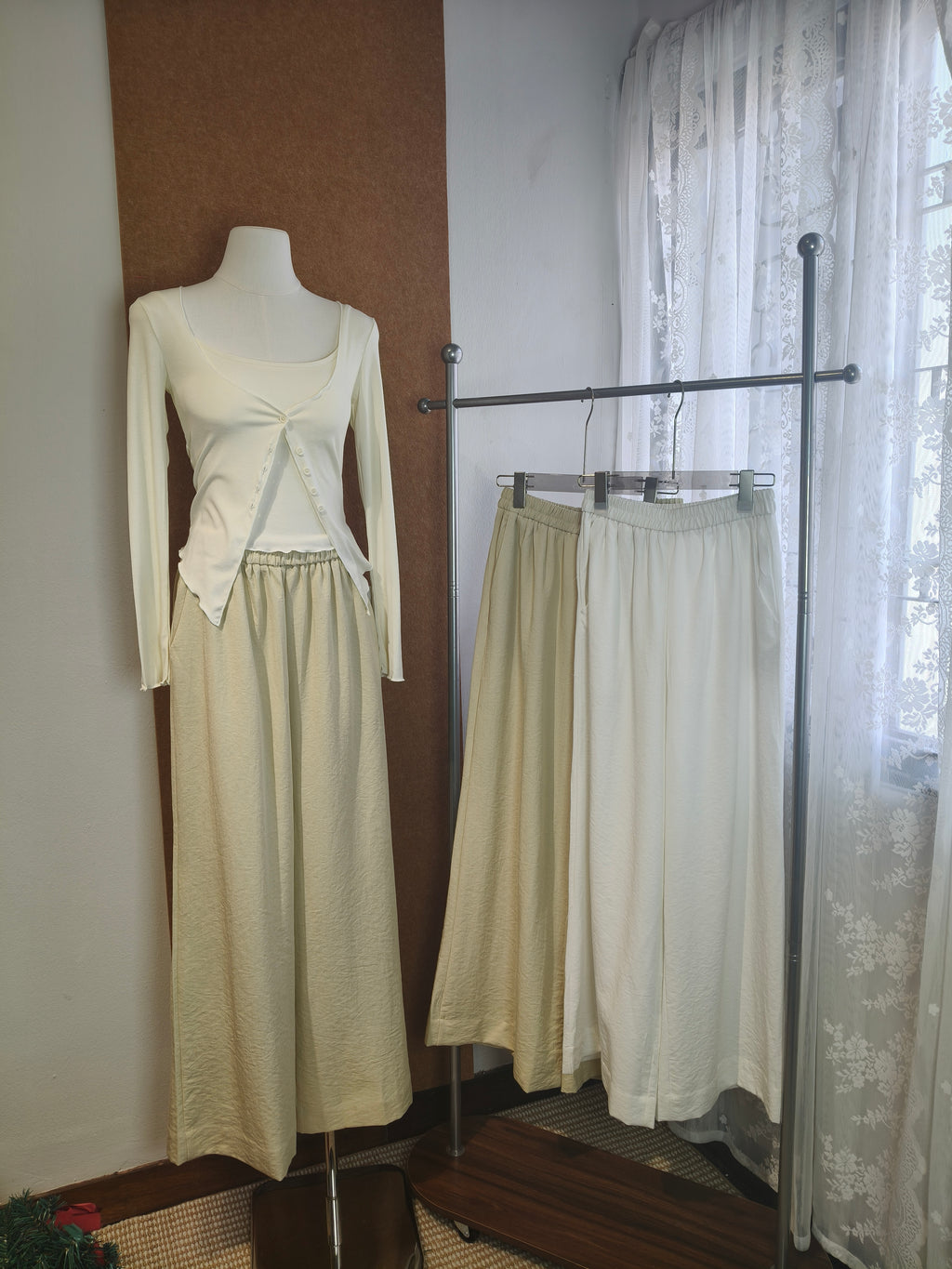 Textured Wide-Leg Palazzo Trousers | Alessia