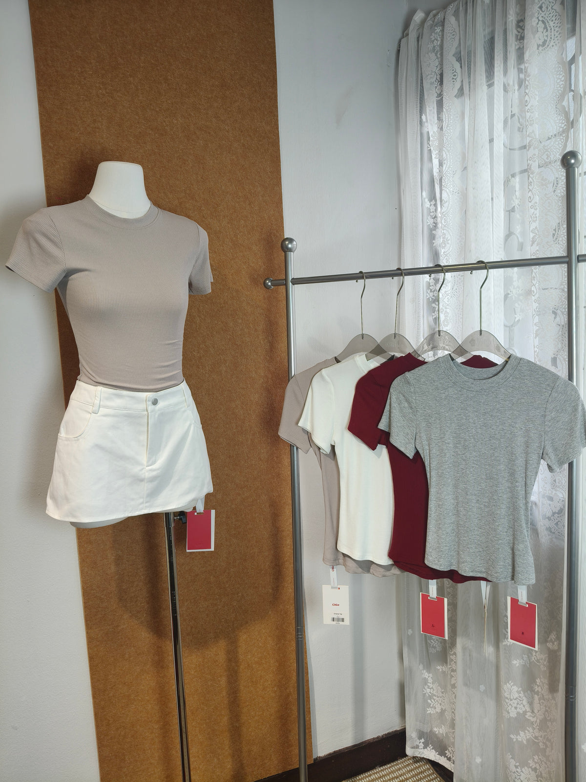 Mini Mock-Neck Ribbed Crop Tee | Omena
