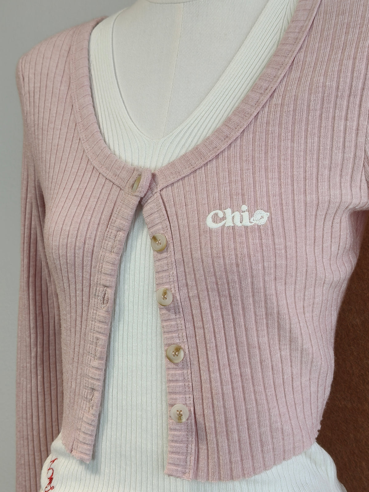 Ribbed Round-Neck Gold Button Crop Cardigan | Coco